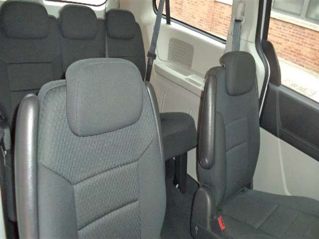 2010 Dodge Grand Caravan SE 4dr Mini-Van